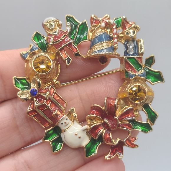 Vintage Avon Brooch Christmas‎ Wreath Bows Snowman Gifts Signed - Picture 6 of 11